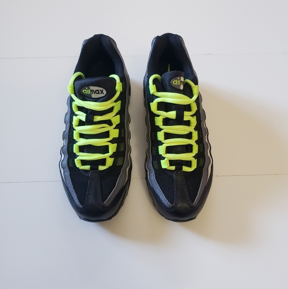 Nike Air Max 95 Kids Sneaker Shoes - Picture 5 of 9